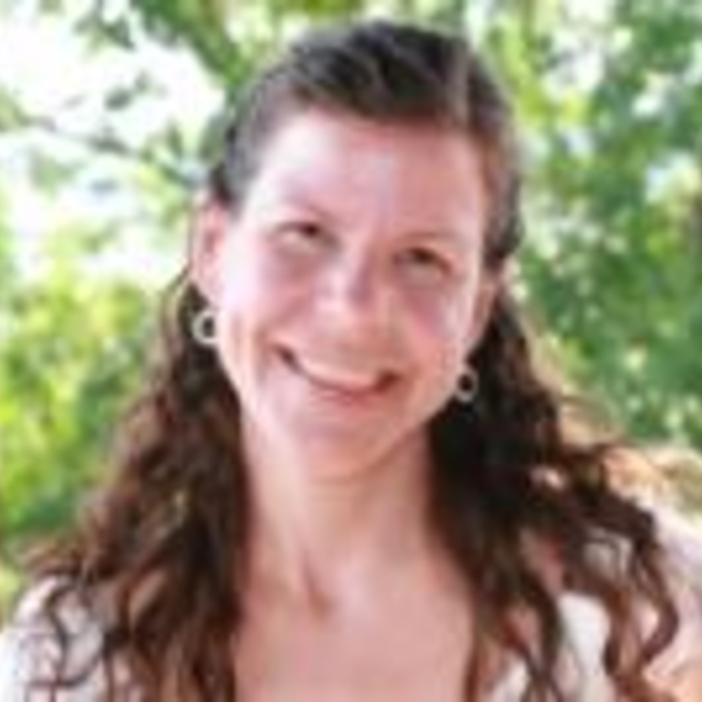 This is a picture of Naomi Greyser